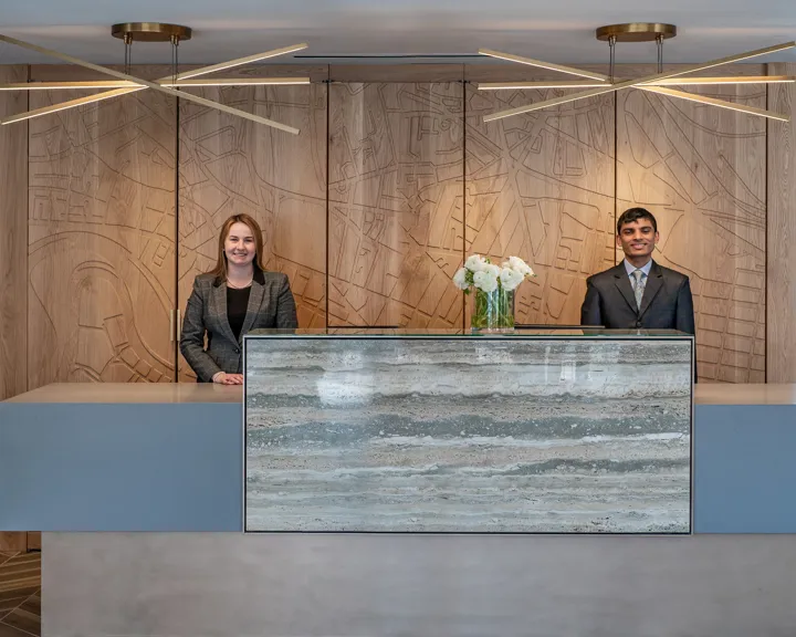 Harvard Square Hotel Front Desk